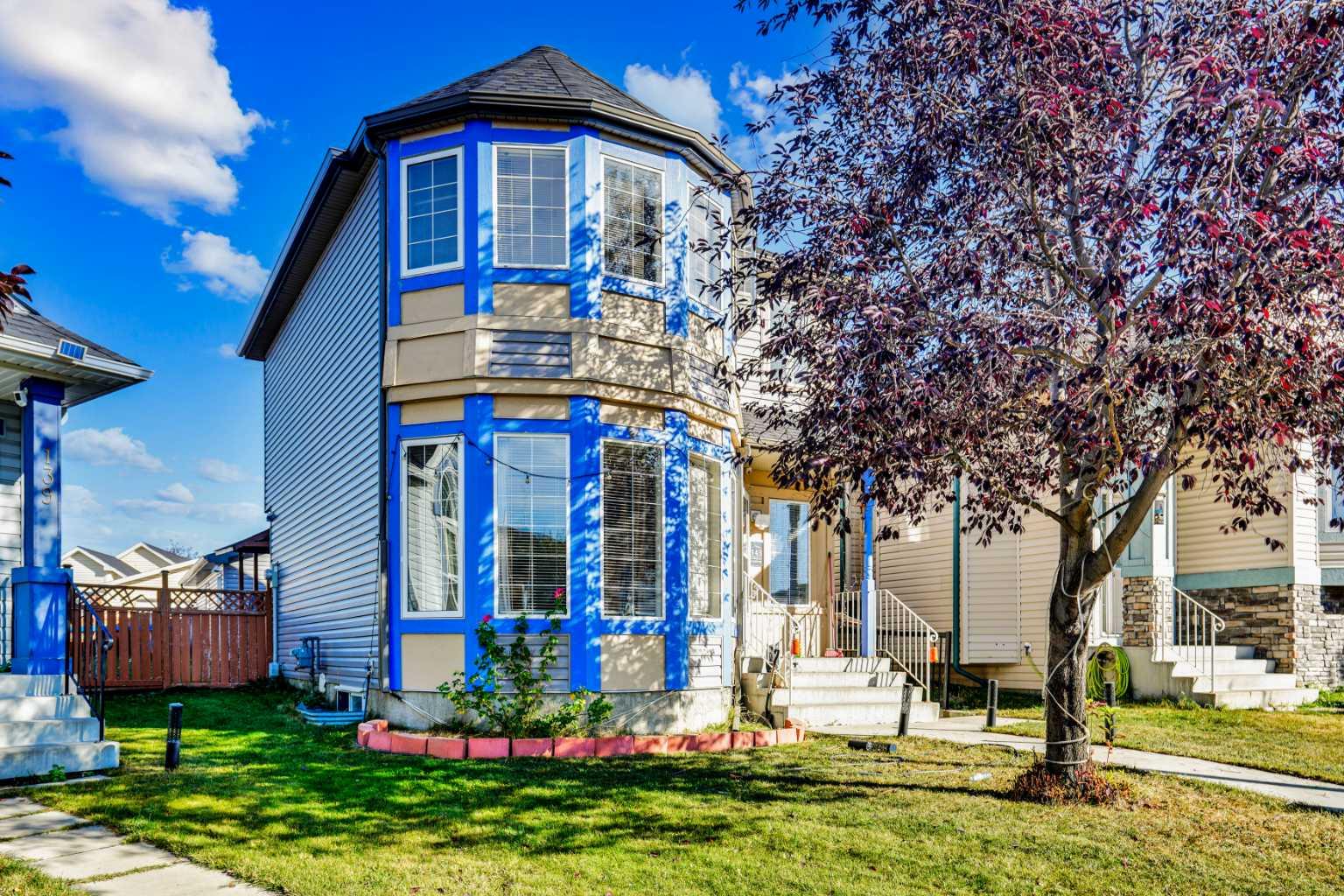 143 Taralea Gdns NE, Calgary, AB T3J 4W5