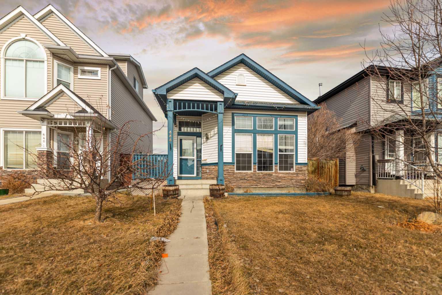 444 Taradale Dr NE, Calgary, AB T3J 4K1