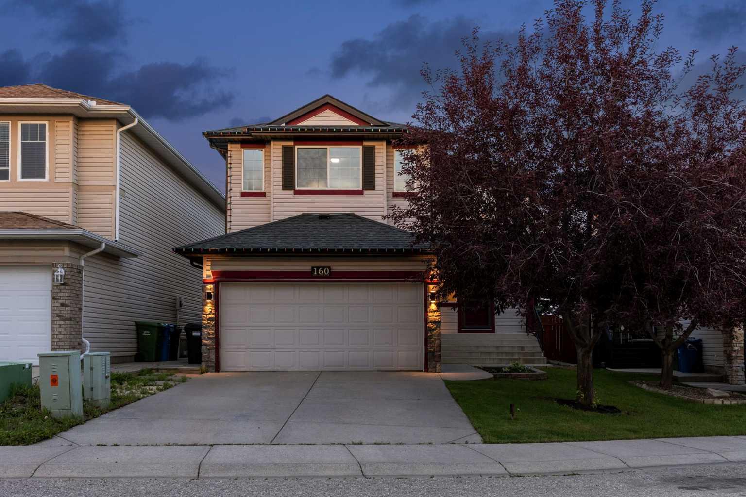160 Rockywood Park NW, Calgary, AB T3G 5S1