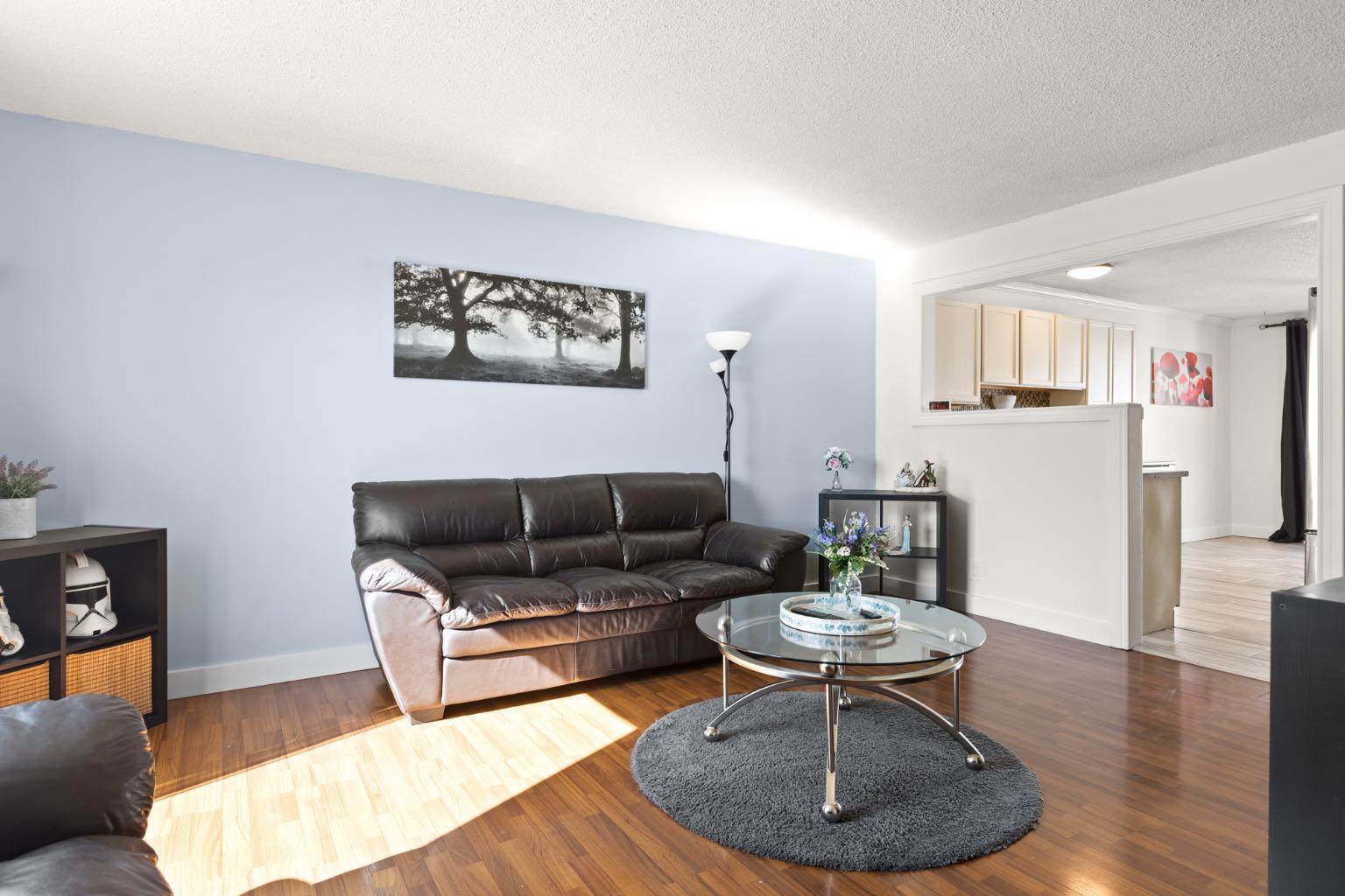 7 Erin Park Bay SE, Calgary, AB T2A 2V4