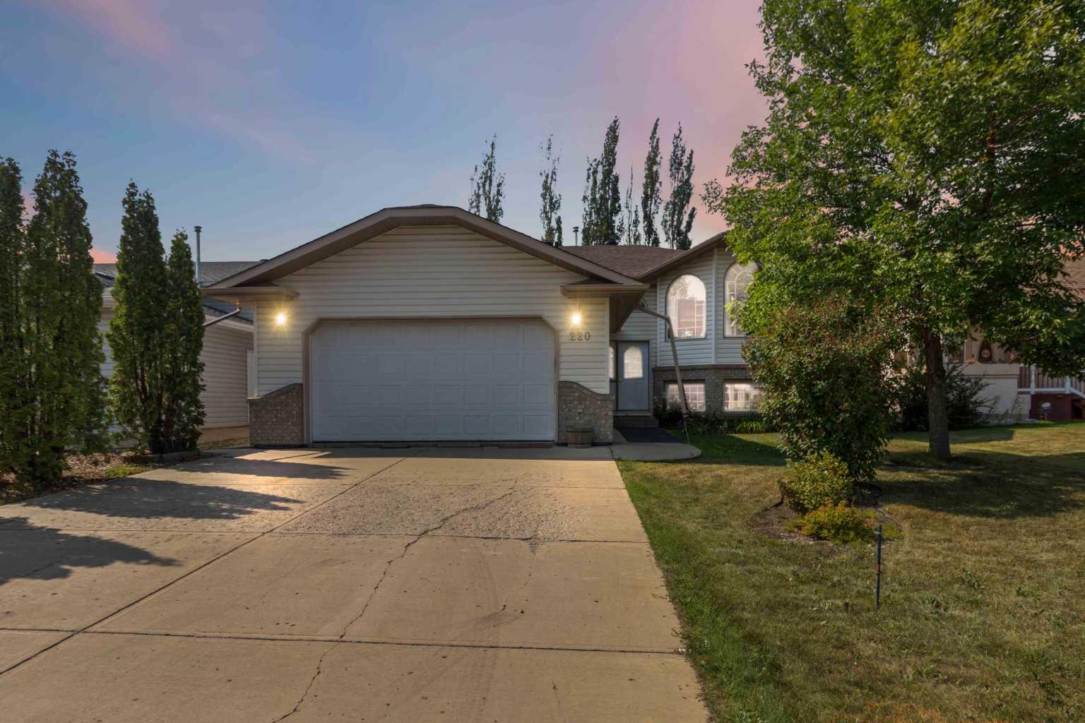 220 Boisvert Pl, Fort Mcmurray, AB T9K 1S8