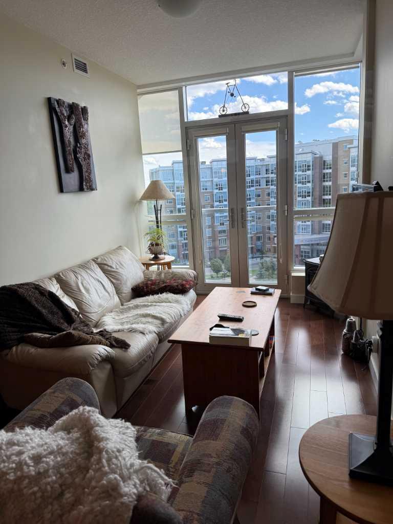 16 Varsity Estates Circle Nw Unit 701, Calgary, AB T3A 1W9