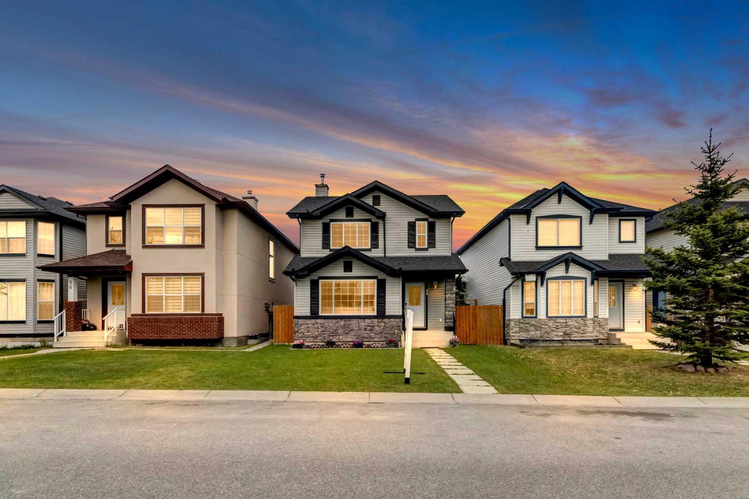 92 Tarington Way NE, Calgary, AB T3J 4V9