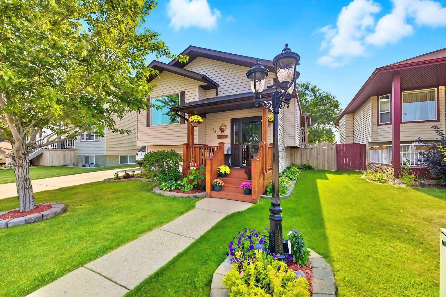 131 Sabre Rd, Springbrook, AB T4S 2H7