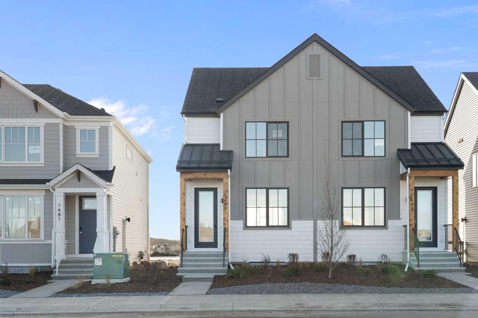 1477 Rangeview Dr SE, Calgary, AB T3S 0K5