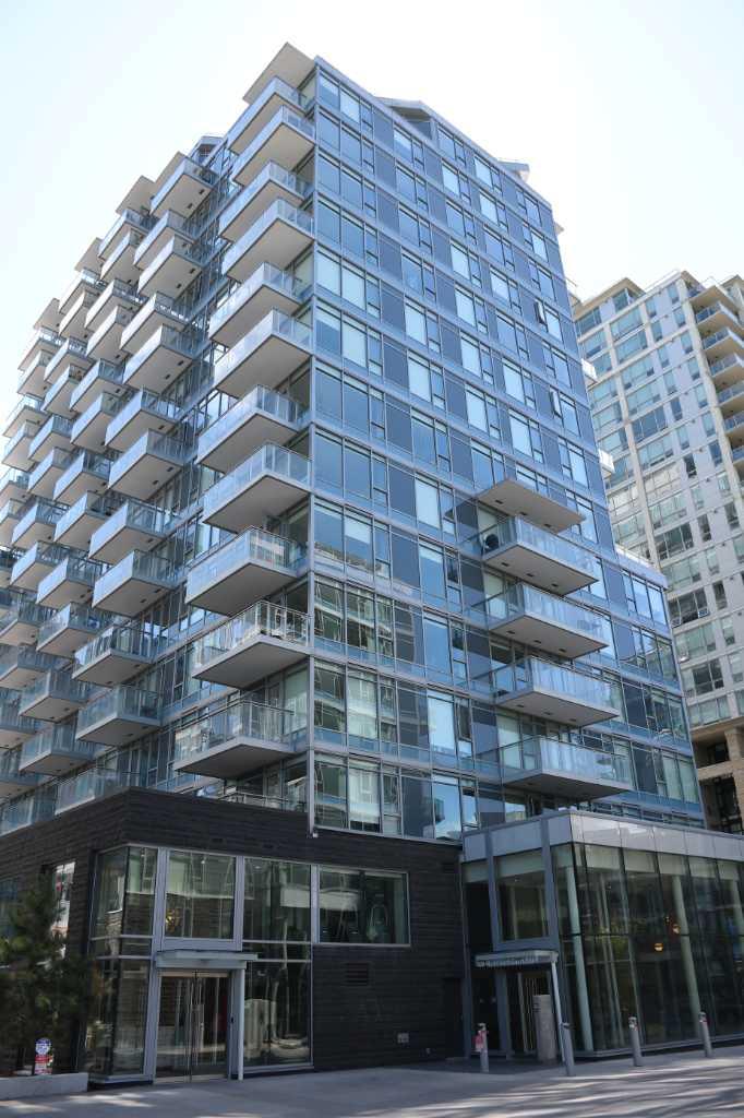 108 Waterfront Court Sw Unit 604, Calgary, AB T2P 1K7