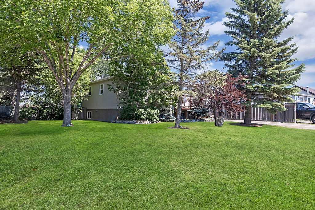 , LANGDON, AB T0J 1X1 MLS Houseful