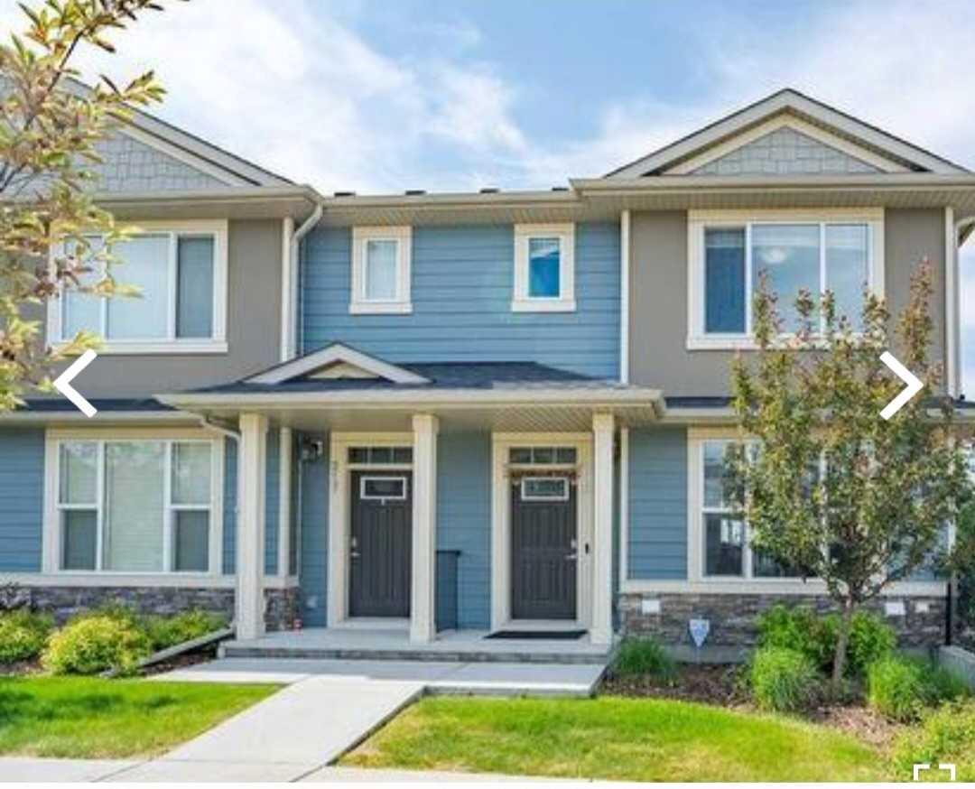 215 Panatella NW, Calgary, AB T3K 0Z3