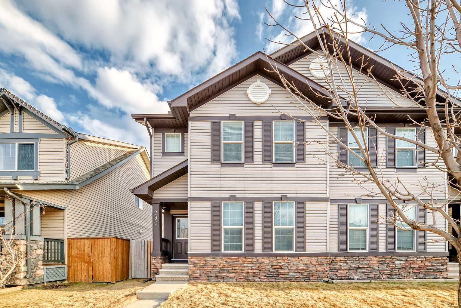 290 Luxstone Way SW, Airdrie, AB T4B 0H6