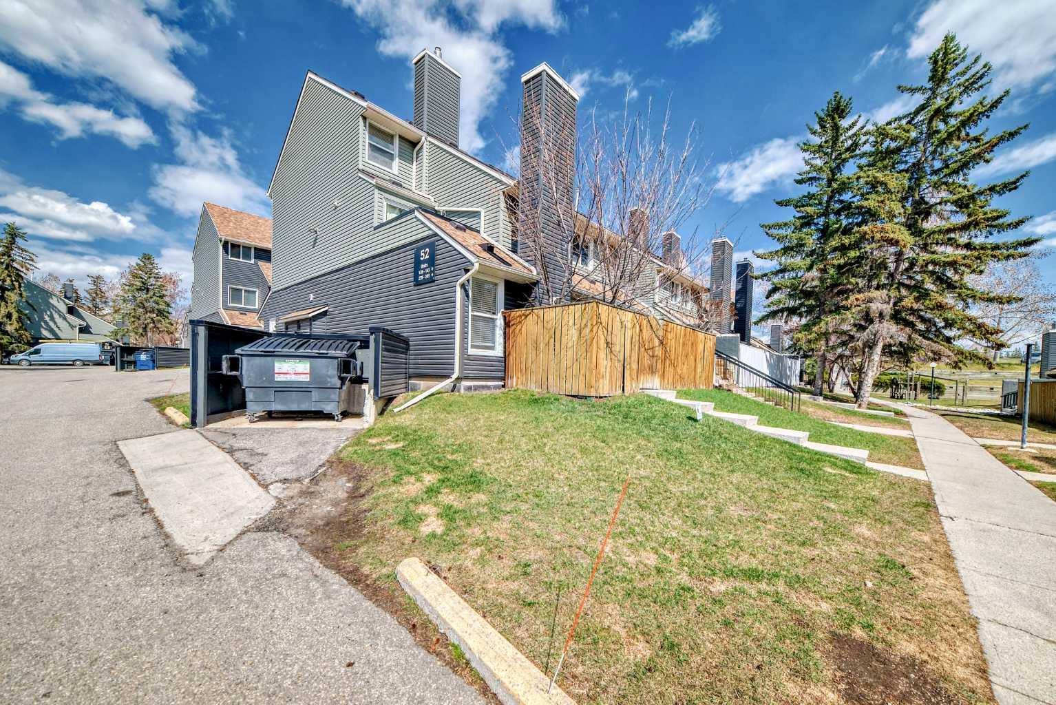 52 Glamis Green Sw Unit 239, Calgary, AB T3E 6V1