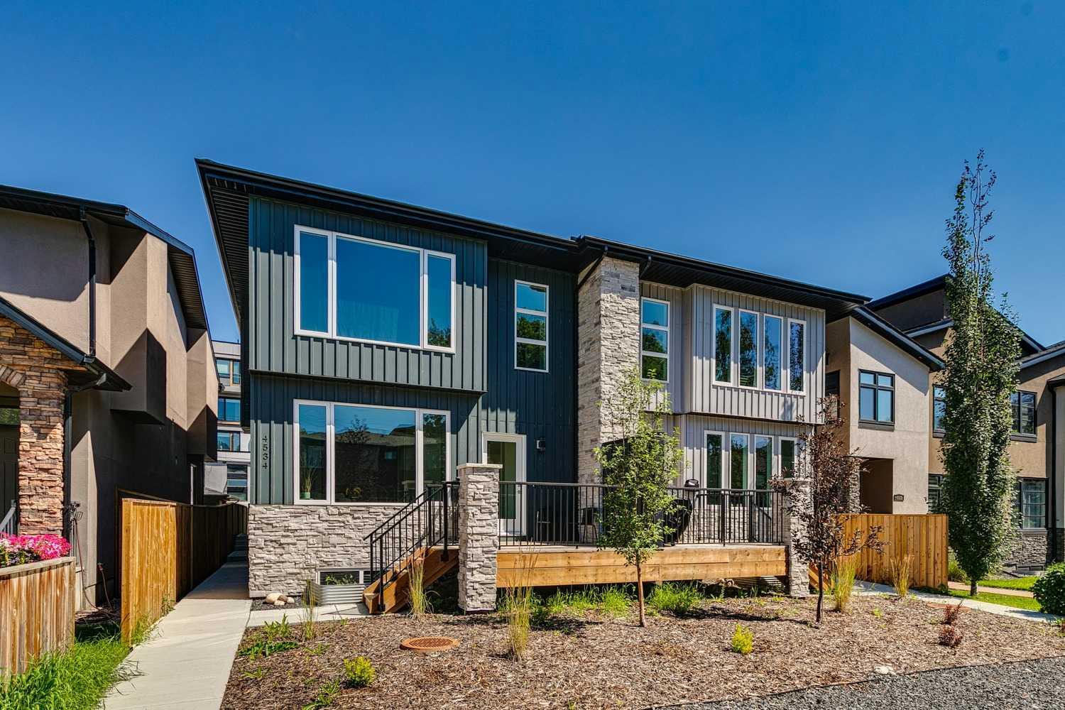 4534 17 Avenue Nw Unit 2, Calgary, AB T3B 0P1