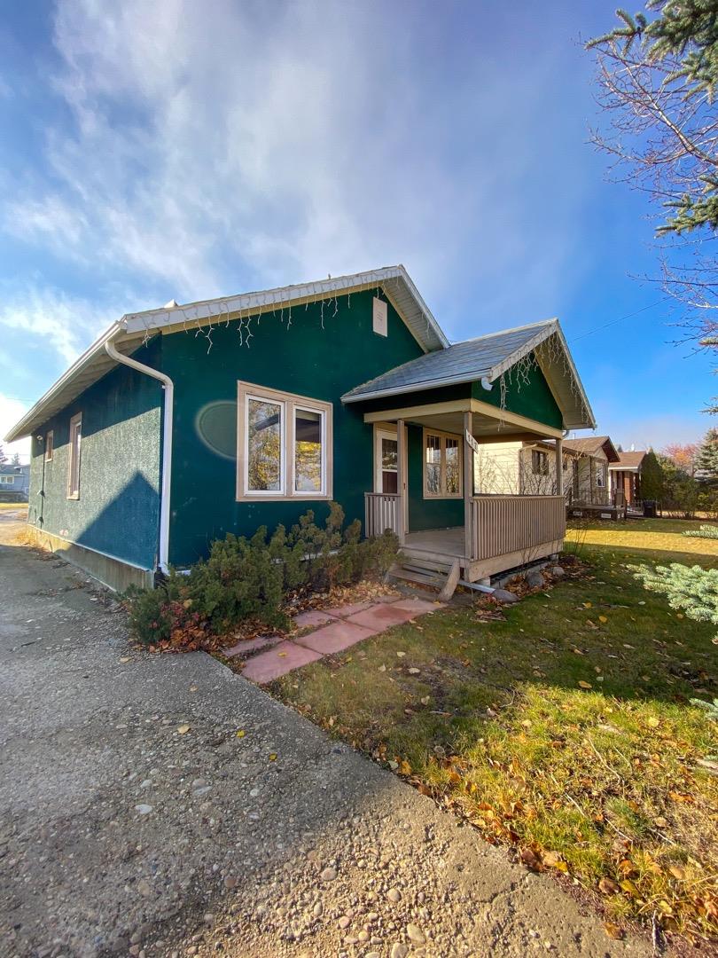 117 1 Avenue Southeast Ave SE #117, Falher, AB T0H 1M0