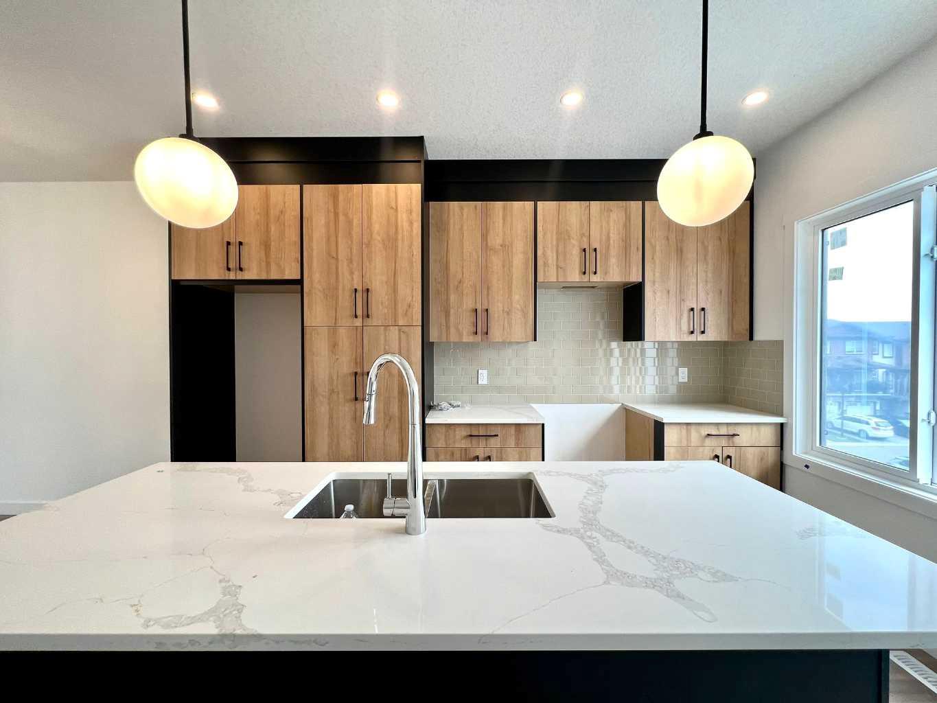 245 Sage Hill Rise NW, Calgary, AB T3R 2E7