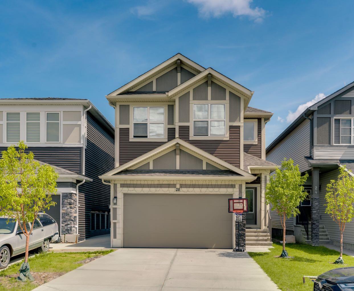 28 Savanna Link NE, Calgary, AB T3J 2H3