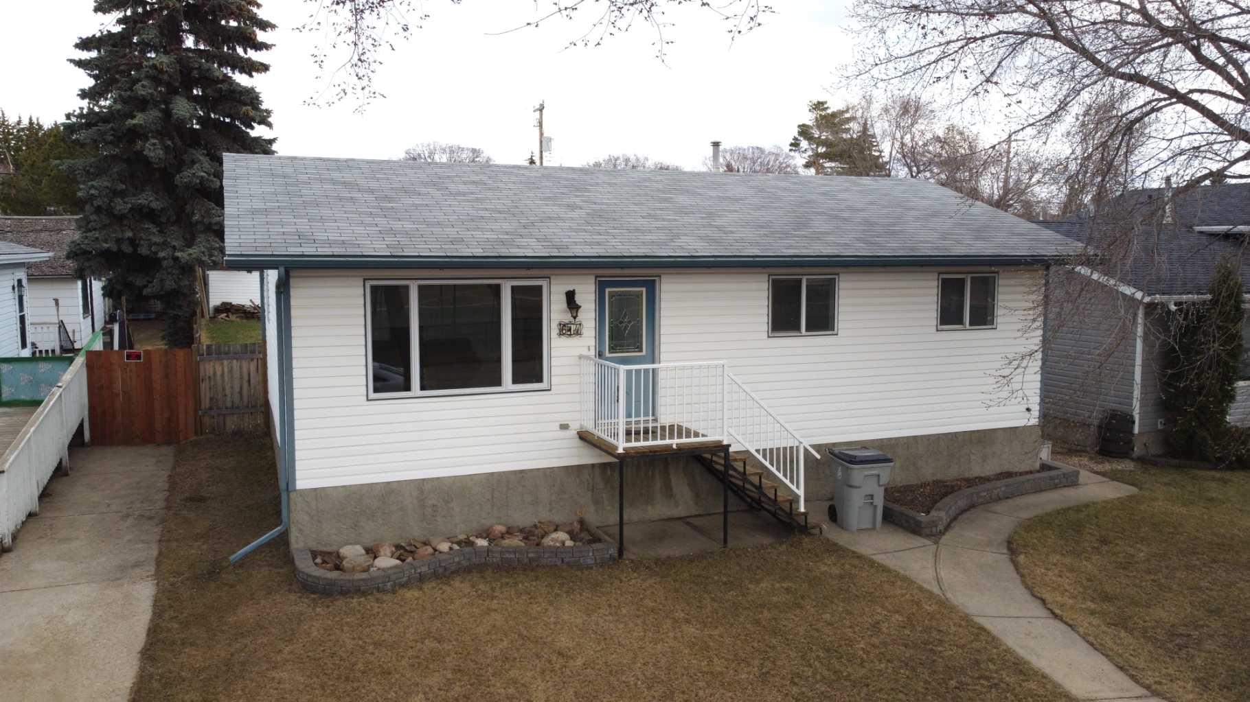 5 Avenue Unit 614, Wainwright, AB T9W 1B1
