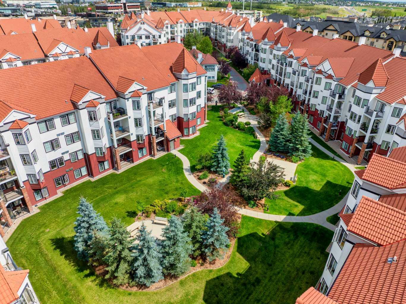 70 Royal Oak Plaza Nw Unit 102, Calgary, AB T3G 0C6