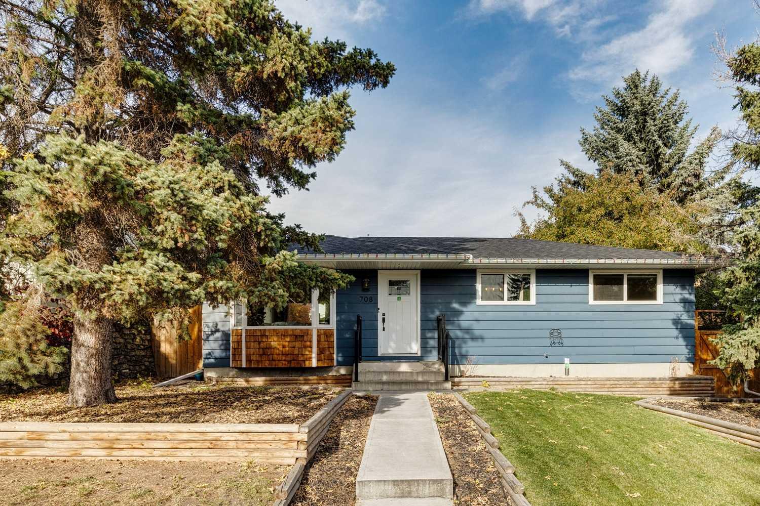 708 Sherman Ave SW, Calgary, AB T2W 0N2