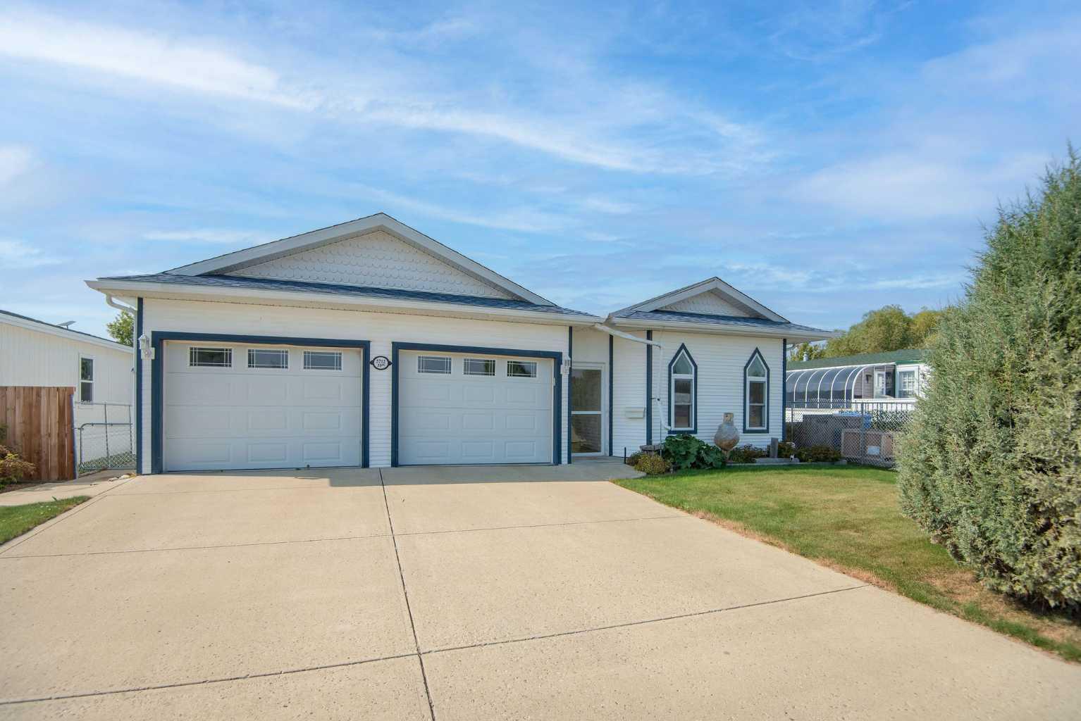 53 Street Unit 5712, Eckville, AB T0M 0X0