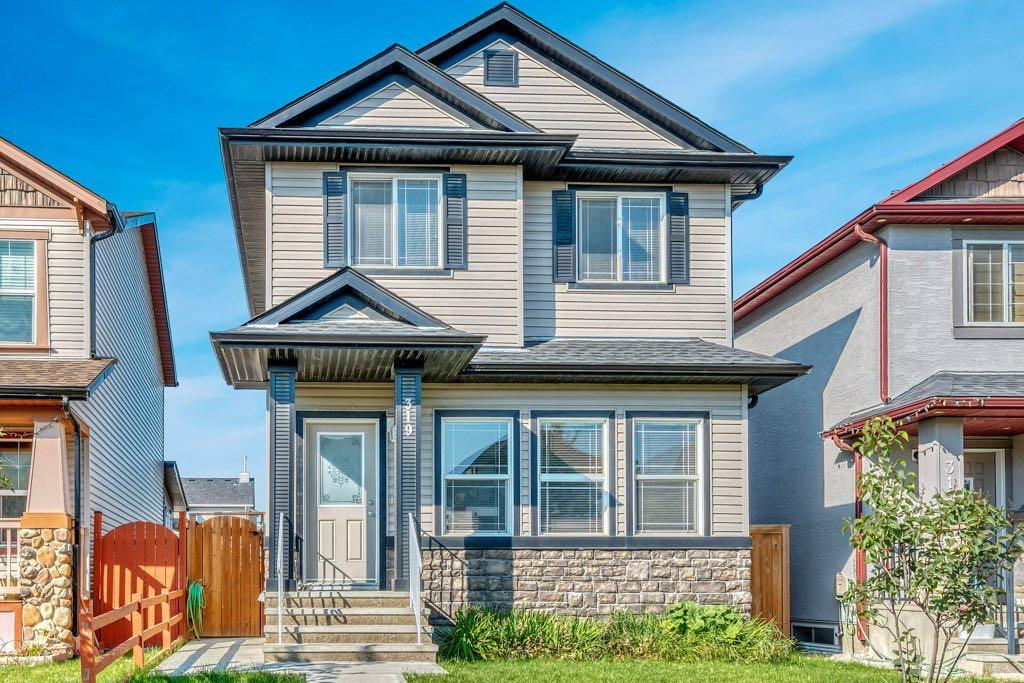 319 Saddlebrook E, Calgary, AB T3J 0J9