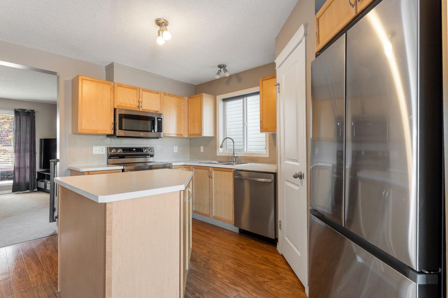 133 Auburn Bay Vw SE, Calgary, AB T3M 0C3