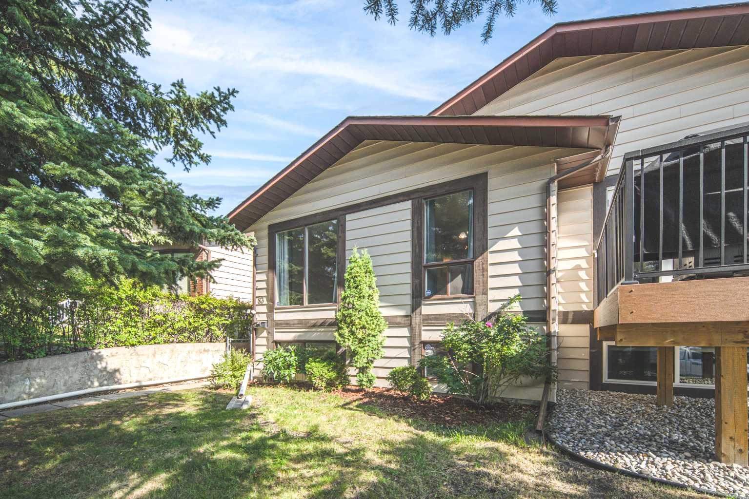 83 Edgeford Way NW, Calgary, AB T3A 2S8