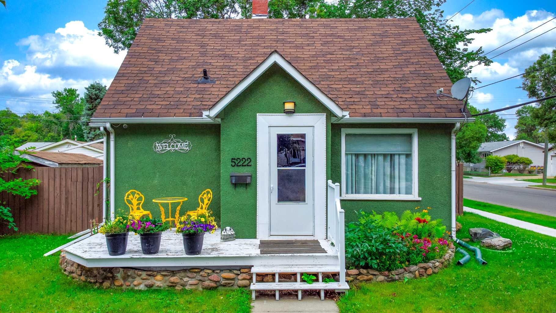 51 Street Unit 5222, Camrose, AB T4V 1S8