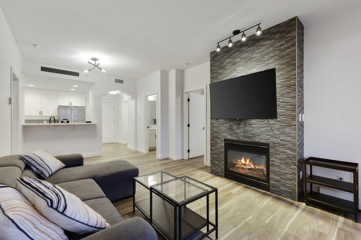1718 14 Avenue Nw Unit 708, Calgary, AB T2N 4Y7
