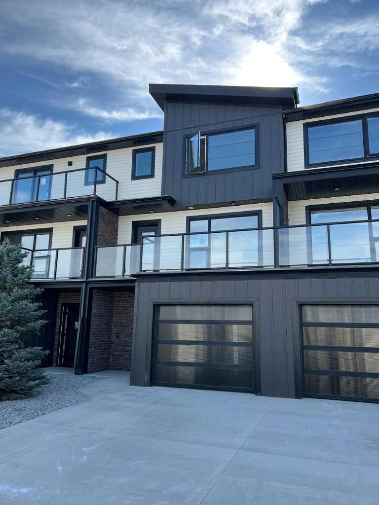 26 Violet Pt, Sylvan Lake, AB T4S 0X1