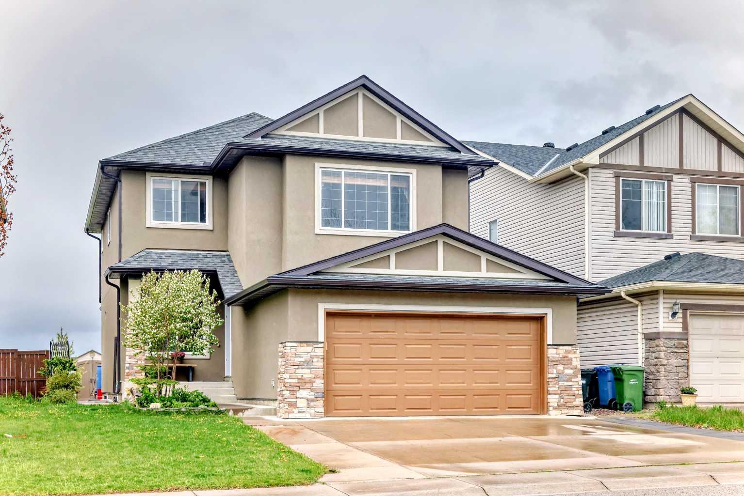 137 Pantego Rd NW, Calgary, AB T3K 0B8