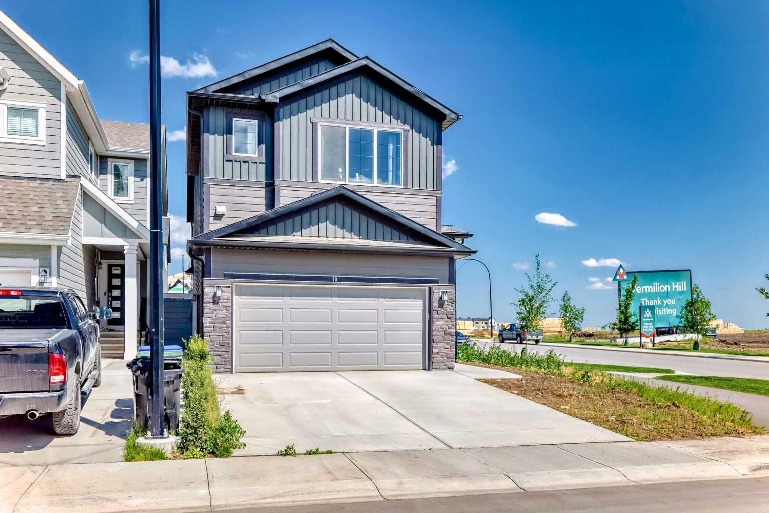 10 Verity Lndg SW, Calgary, AB T2Y 0T1