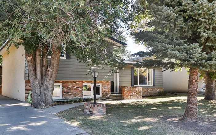417 Normandy Rd S, Lethbridge, AB T1J 3X9