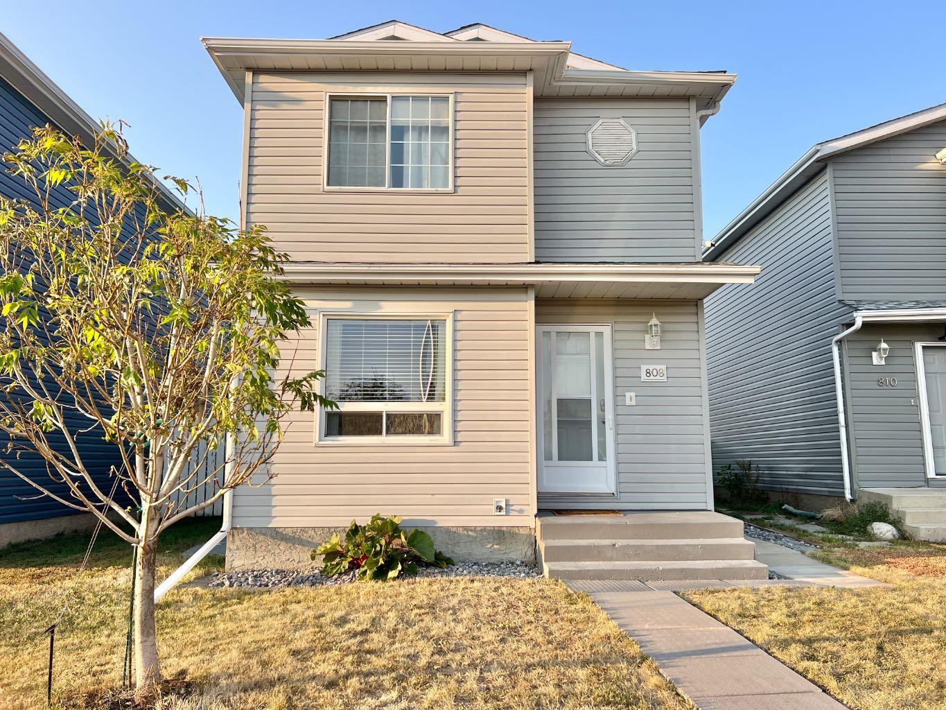 808 Birchwood Close, Drumheller, AB T0J 0Y6