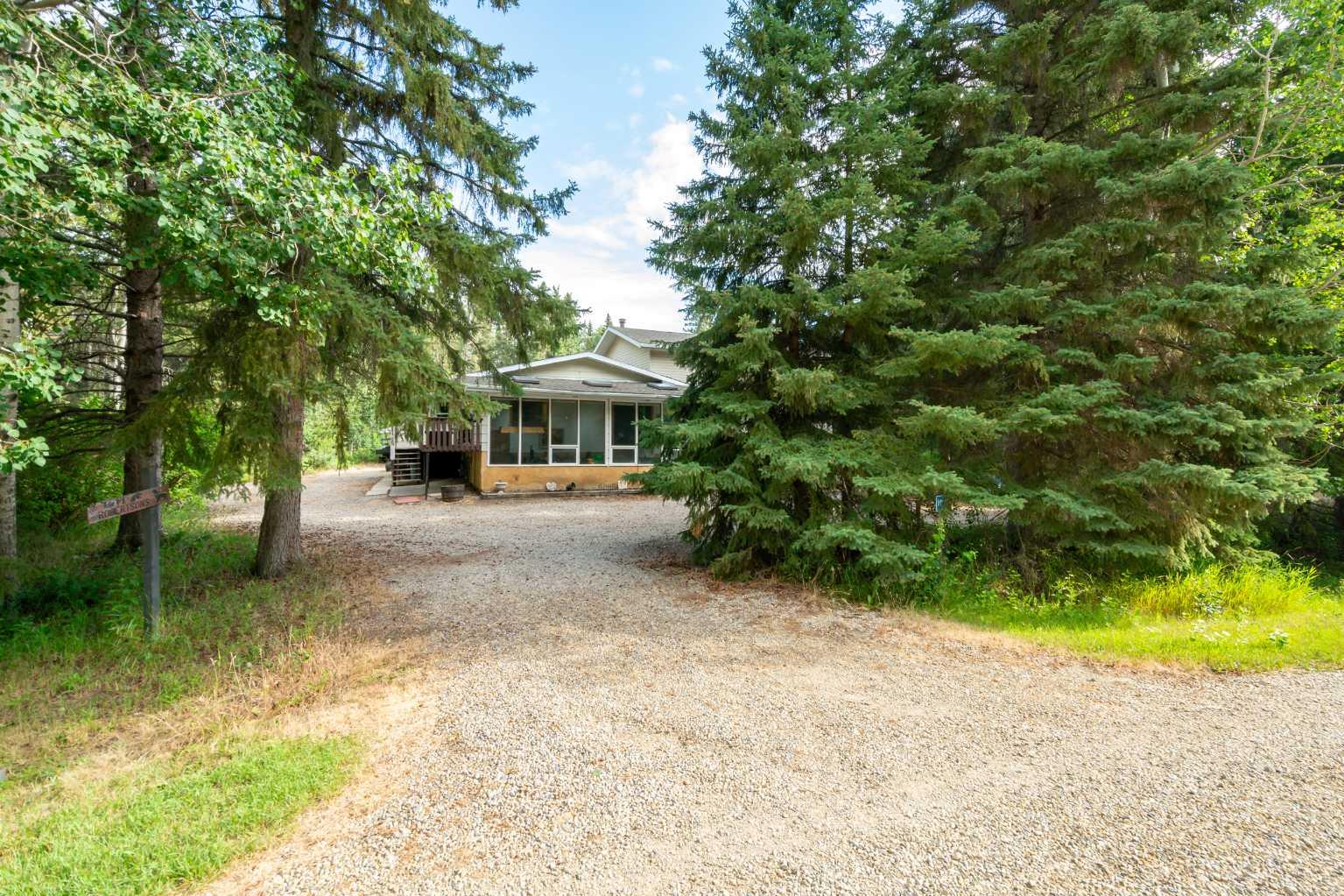 102-4042 Highway 587, Rural Red Deer County, AB T0M 0K0