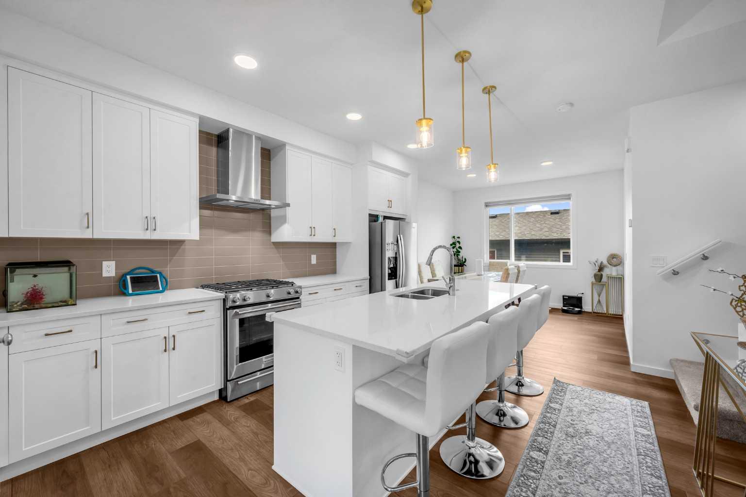 84 Savanna Pl NE, Calgary, AB T3J 0X5