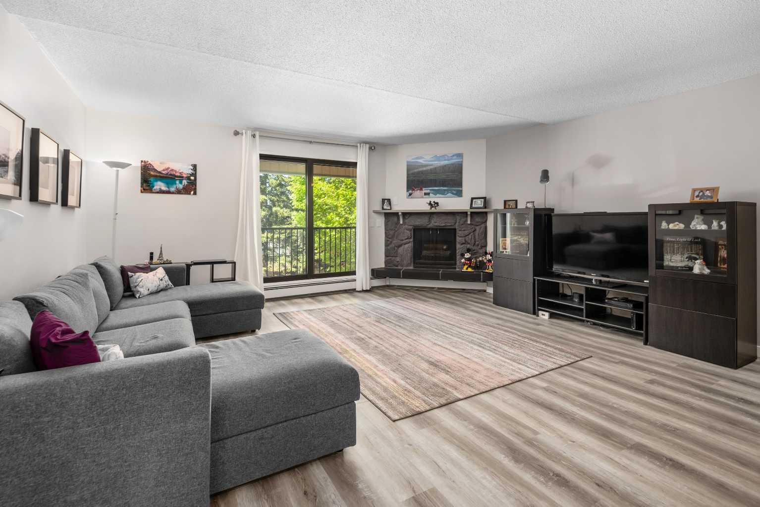 4001 49 Street Nw Unit 3201 #c, Calgary, AB T3A 2C9