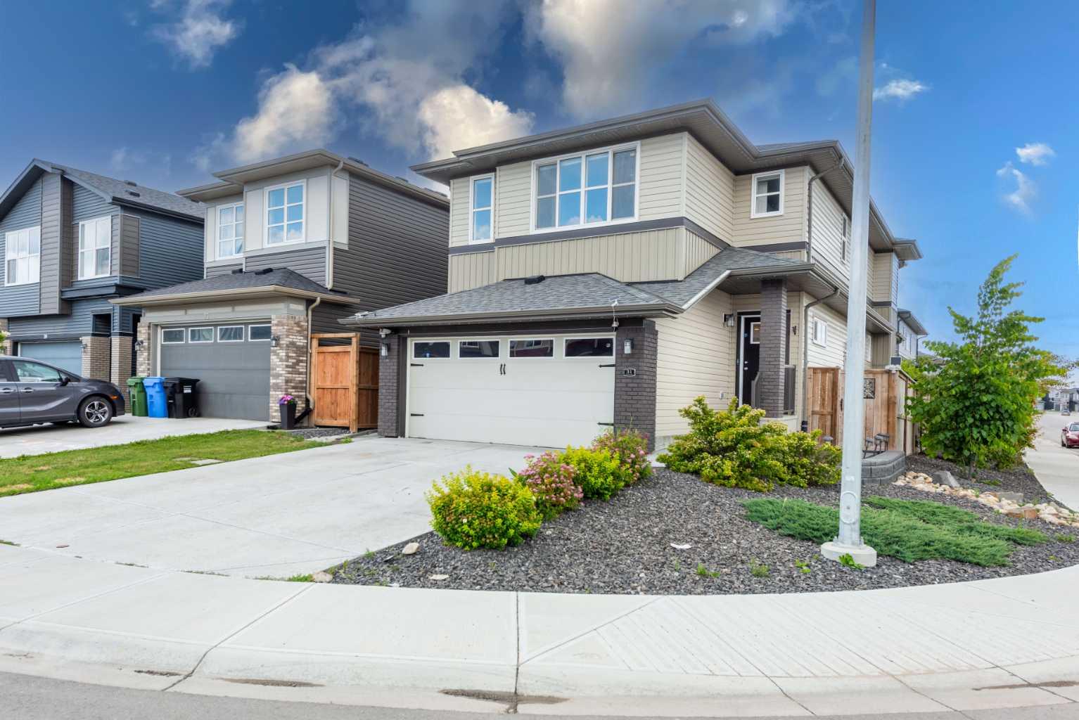 31 Walgrove Way SE, Calgary, AB T2X 4A2