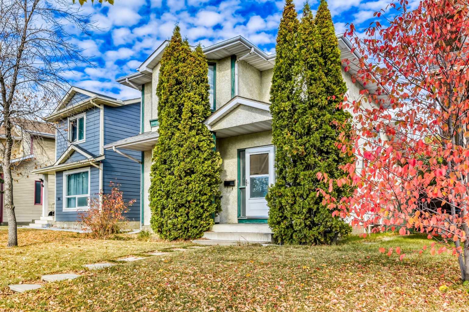 910 Erin Woods Dr SE, Calgary, AB T2B 3C4
