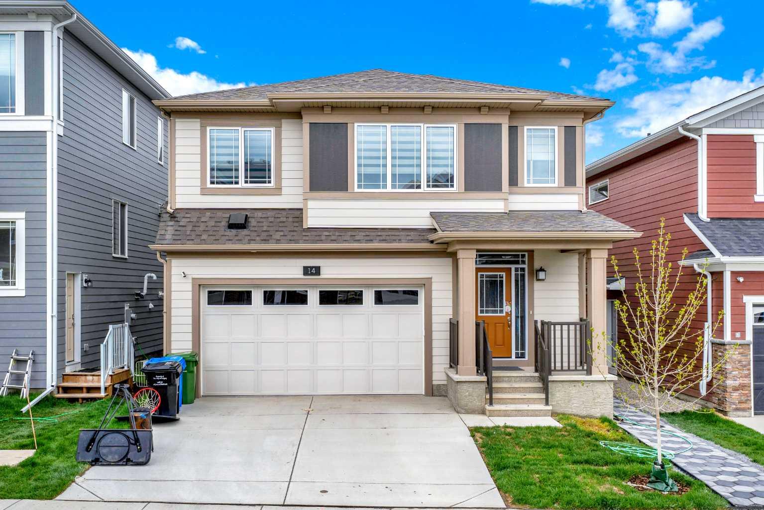 14 Yorkstone Mnr SW, Calgary, AB T2X 5H4