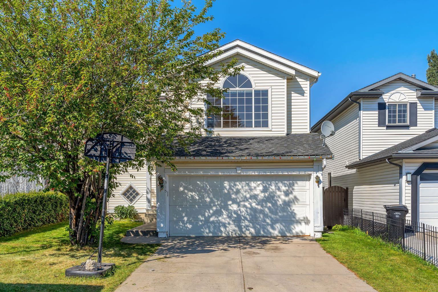 315 Hidden Ranch Pl, Calgary, AB T3A 5N7