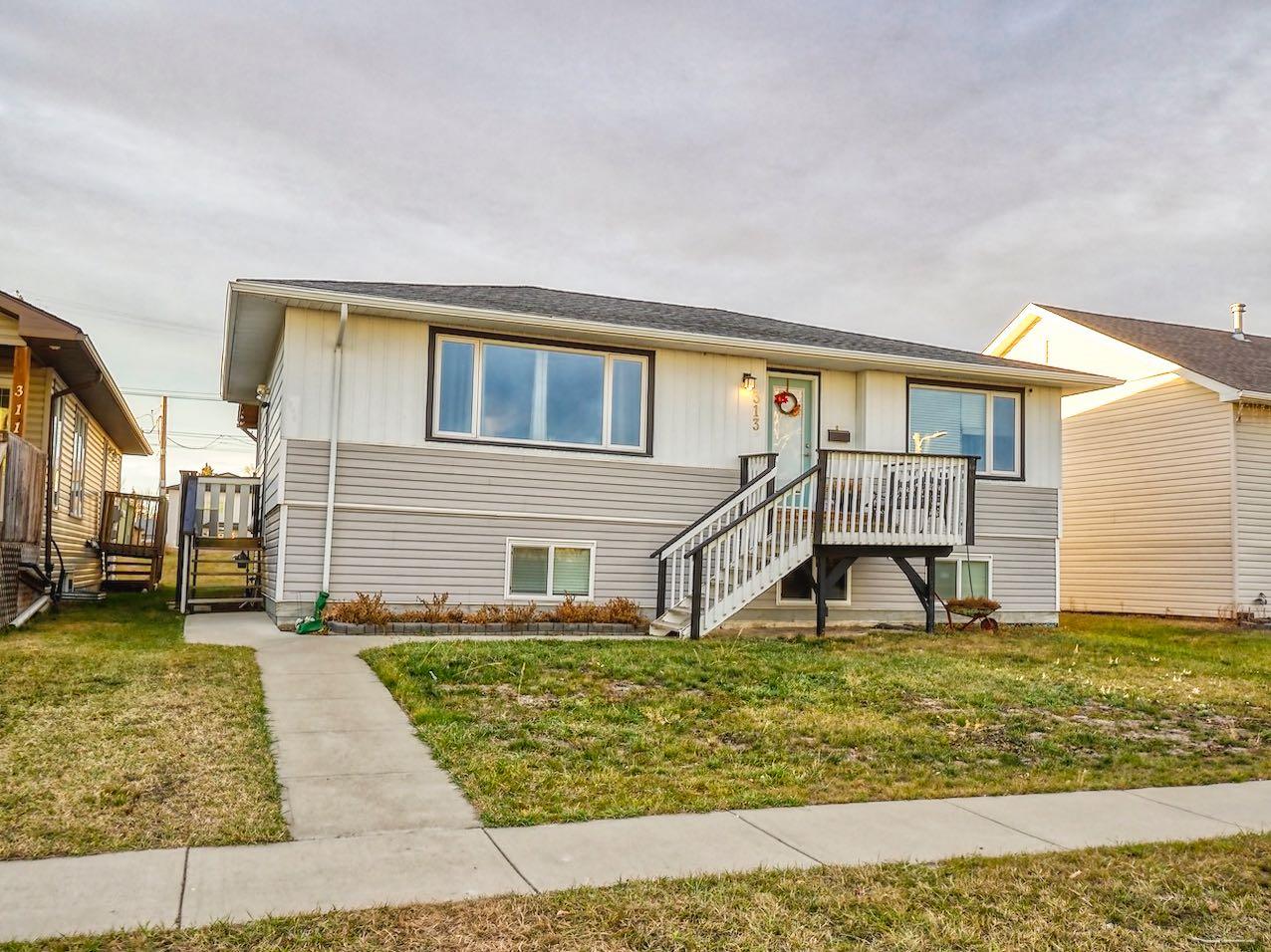 , Trochu, AB T0M 2C0 MLS Houseful