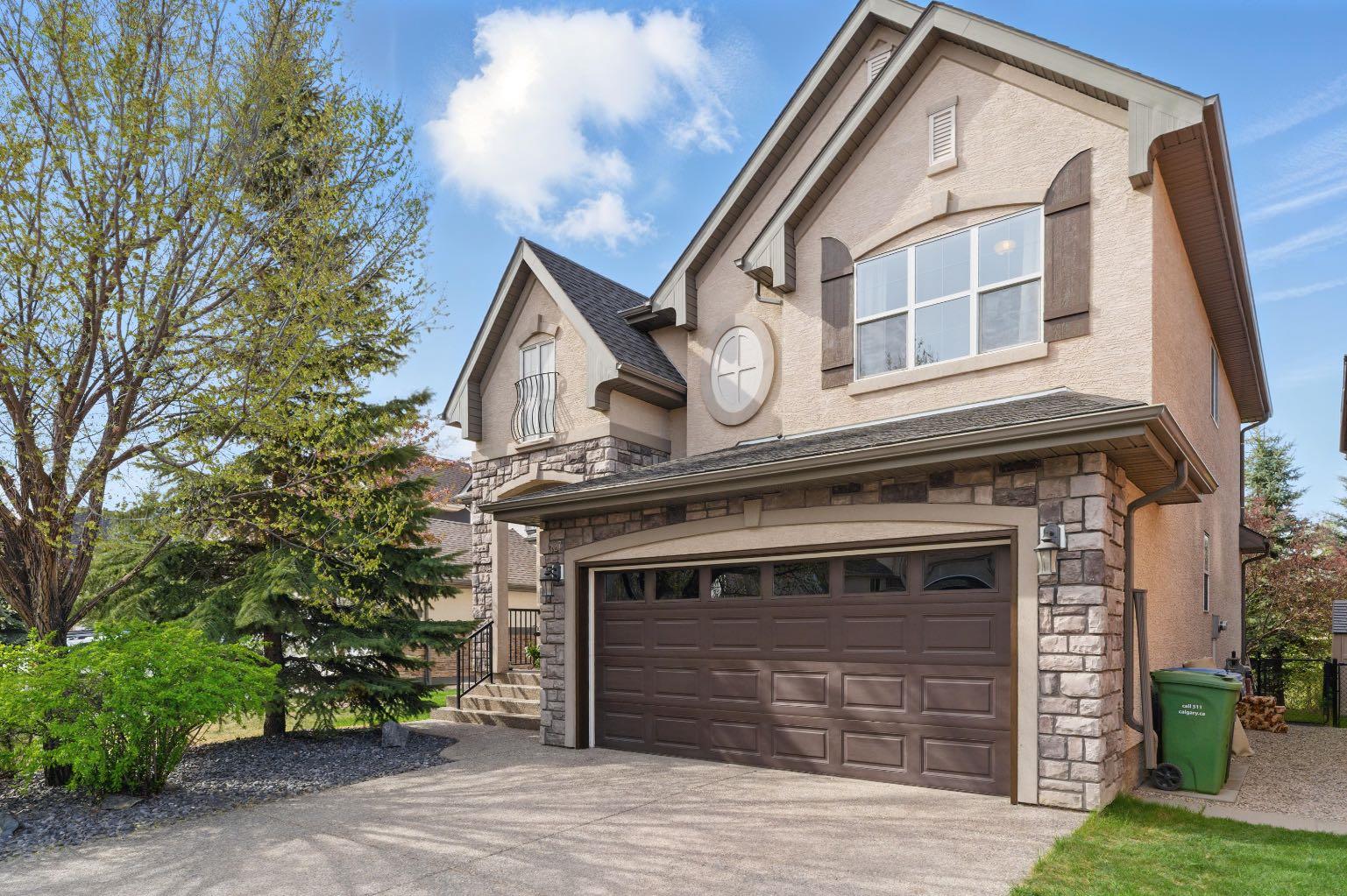327 Cranleigh Vw SE, Calgary, AB T3M 0G2