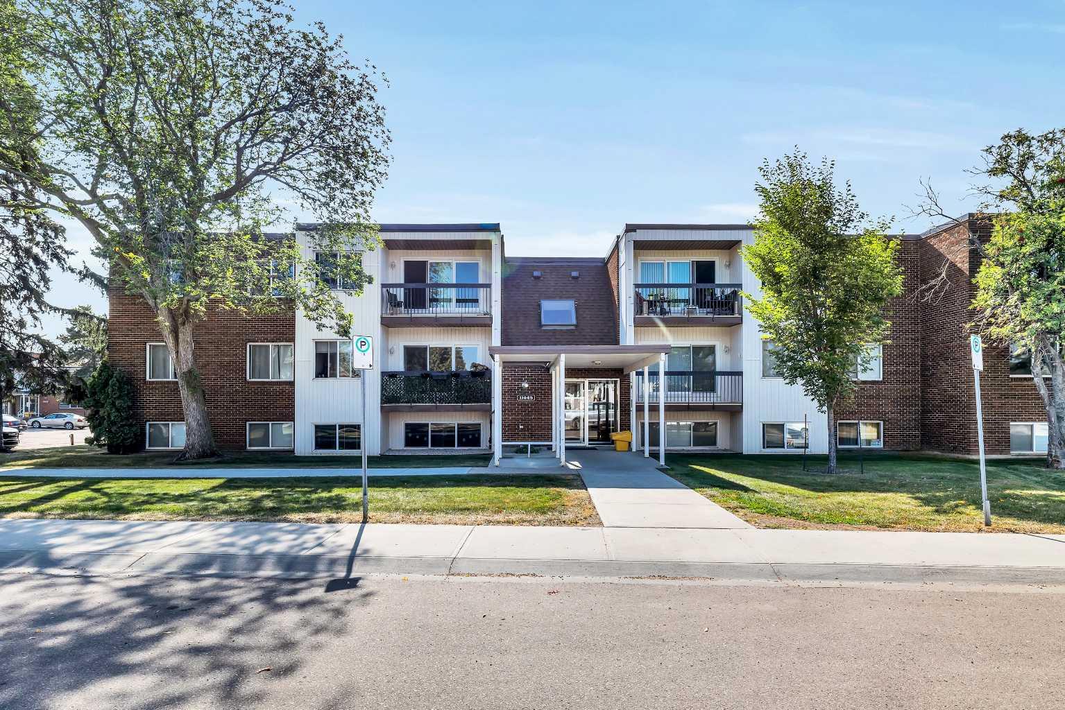 11445 41 Avenue Nw Unit 303 #303, Edmonton, AB T6J 0T9