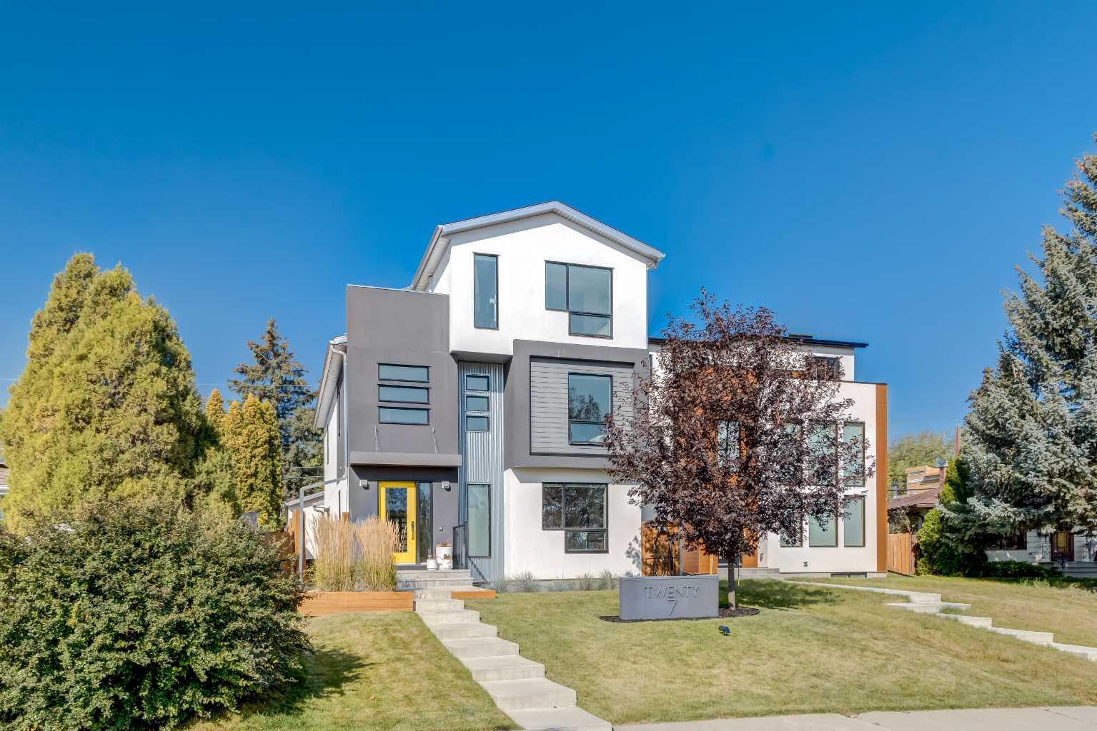 27 Hendon Pl NW, Calgary, AB T2K 2A2