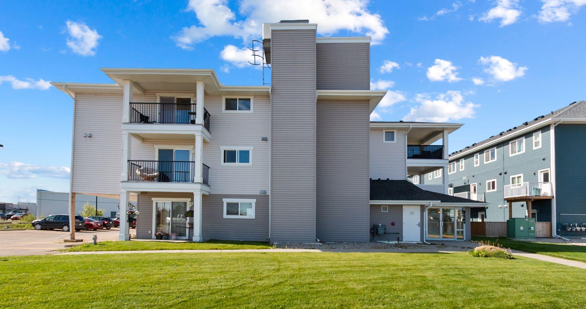 1021 Ross Street Unit 304, Crossfield, AB T0M 0S0