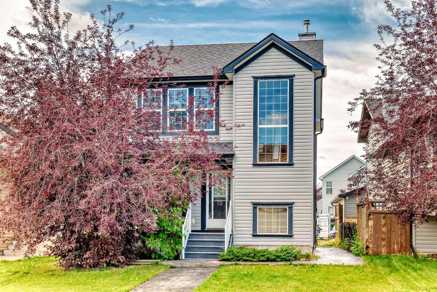 69 Everglen Way SW, Calgary, AB T2Y 5G3