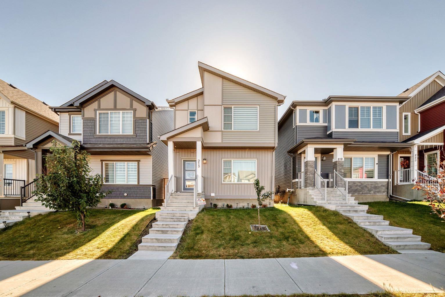 148 Avenue Nw Unit 215, Calgary, AB T3P 1N1