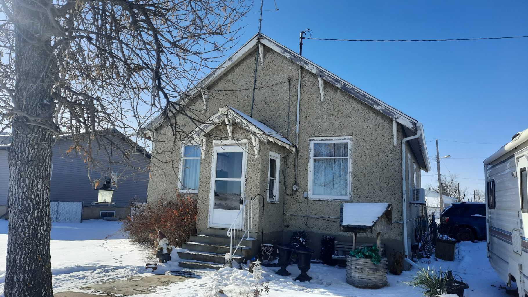 , Morrin, AB T0J 2B0 MLS Houseful