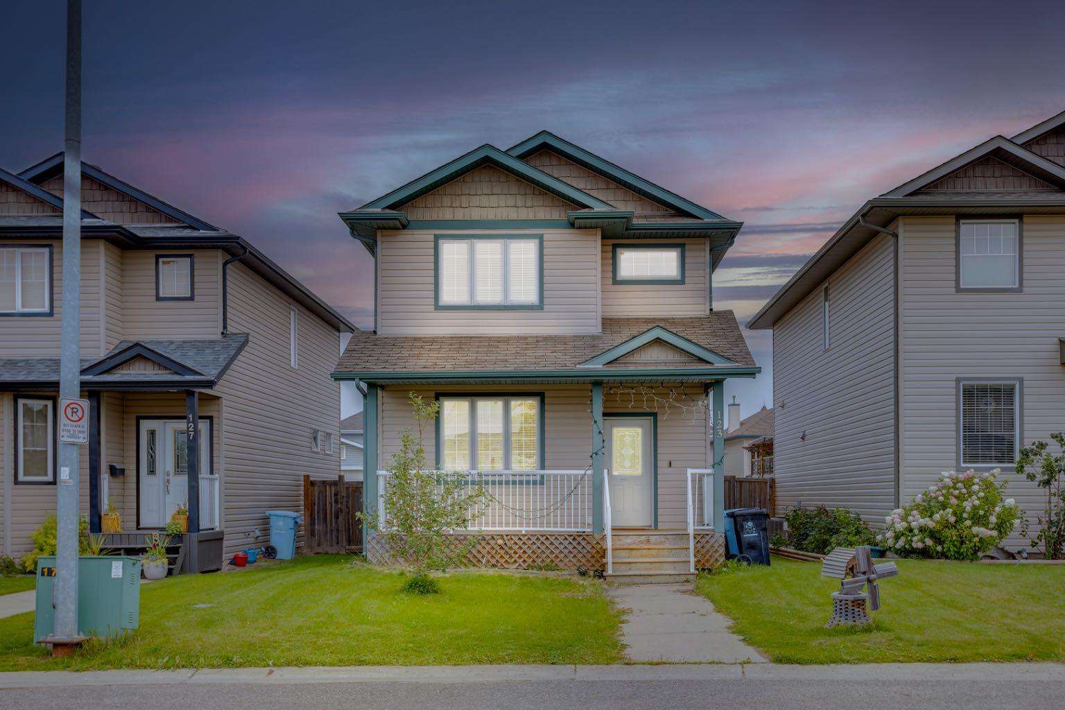123 Cottonwood Creek Way, Fort Mcmurray, AB T9K 2V2