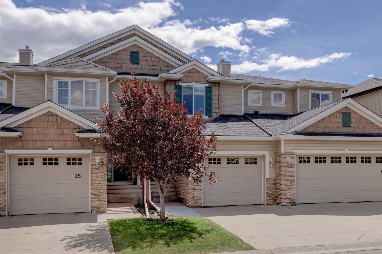 93 Royal Birch Mt NW, Calgary, AB T3G 5W8