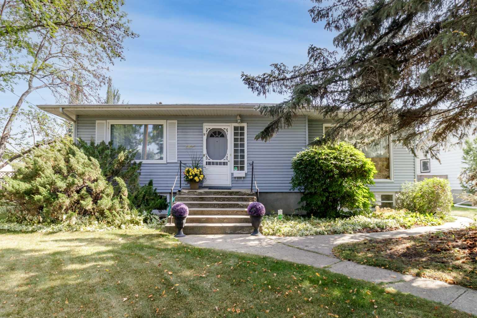 45 Avenue Unit 5825, Red Deer, AB T4N 3M1